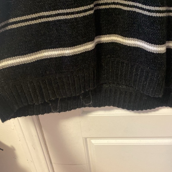 Point Zero Quarter Zip - Picture 5 of 5